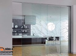 cua thuy luc mo truot