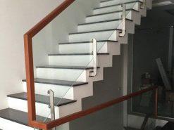 lan can kinh tay vin go